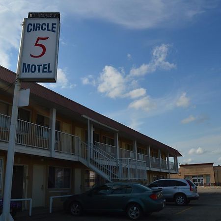 Circle 5 Motel Olds エクステリア 写真